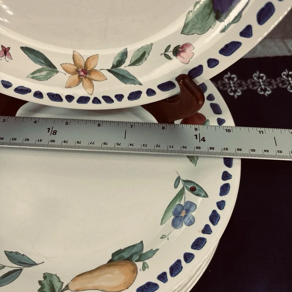Vintage Pfaltzgraff Summer Garden dinner plate hand-painted stoneware